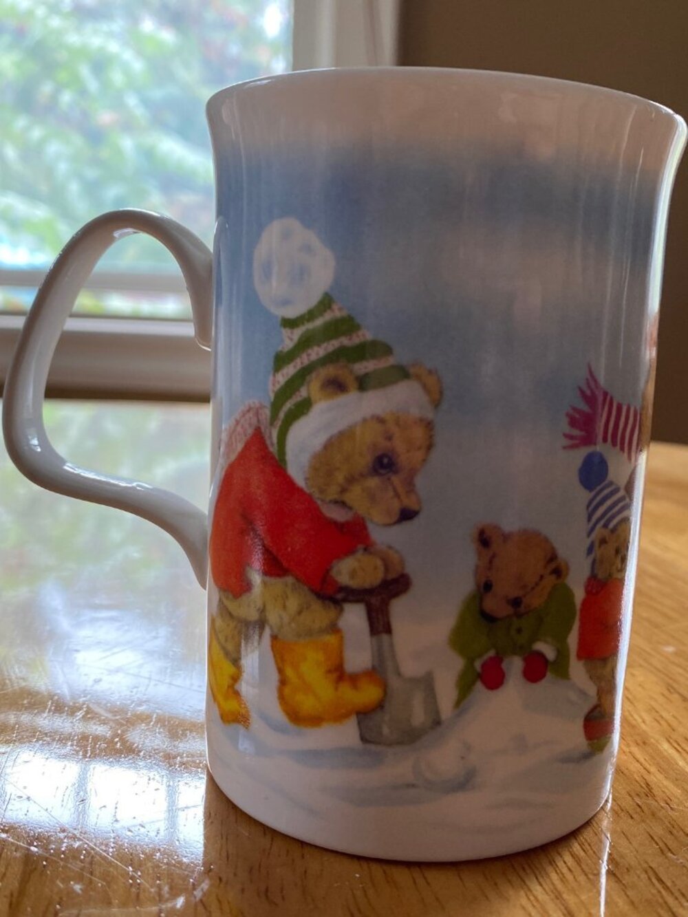 Roy Kirkham Playtime Teddy Mug, Teddy Bear Snow Scene